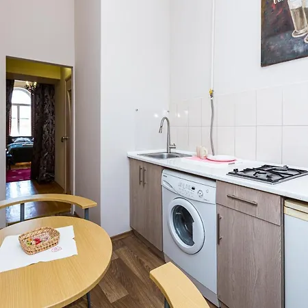 Apartment подобово у львові, на вулиці краківській 26 біля добробуту центр *